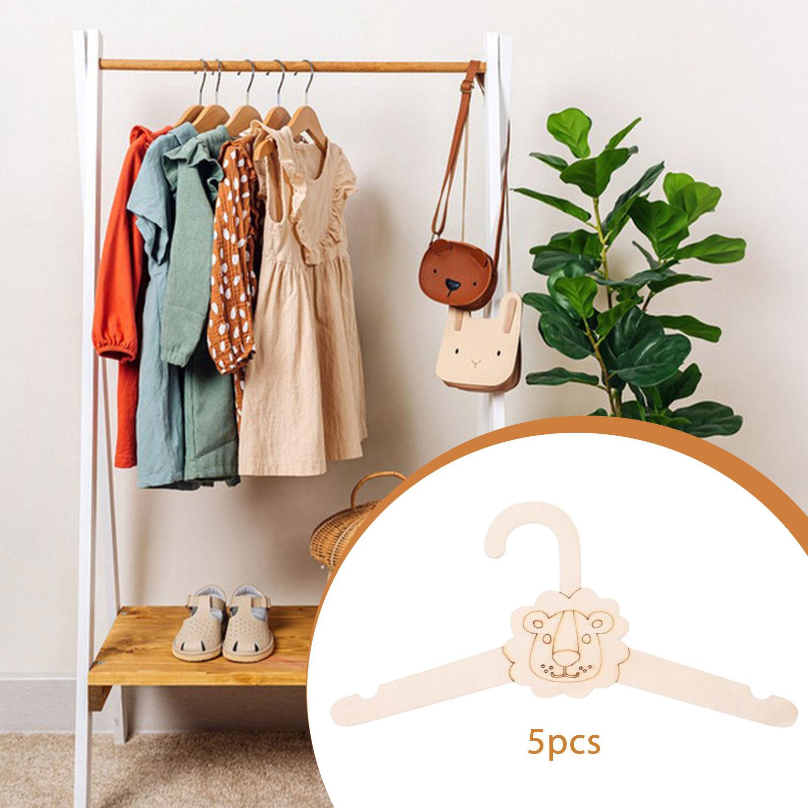 Baby Nursery Closet Organization - ไม้แขวนเสื้อเด็กเล็ก ไม้แขวนเสื้อไม้กันลื่นสำหรับเด็ก สำหรับแขวนเสื้อผ้าเด็ก กางเกง เสื้อโค้ท จัดระเบียบตู้เสื้อผ้าเด็ก
