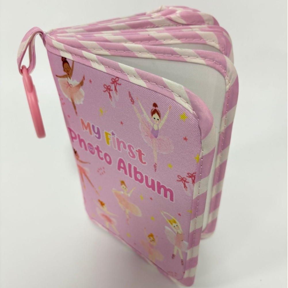 Baby Nursery Keepsake - อัลบั้มรูปเด็กทารกสำหรับแขวนรถเข็นเด็ก ของที่ระลึกสำหรับเด็กแรกเกิด ของตกแต่งห้องเด็กอ่อน สีชมพู พร้อมห่วงแขวนสำหรับอัลบั้มรูปเด็ก