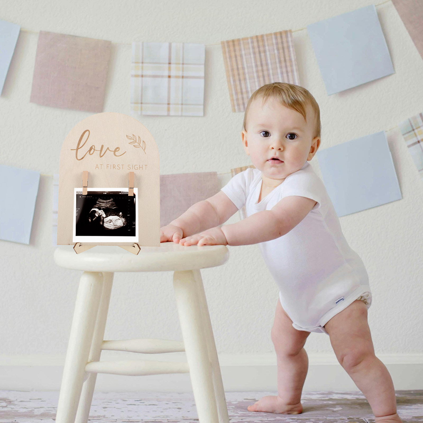 ชุดกรอบรูปไม้สำหรับภาพอัลตราซา - Baby Nursery Keepsake บทวิจารณ์และราคา
